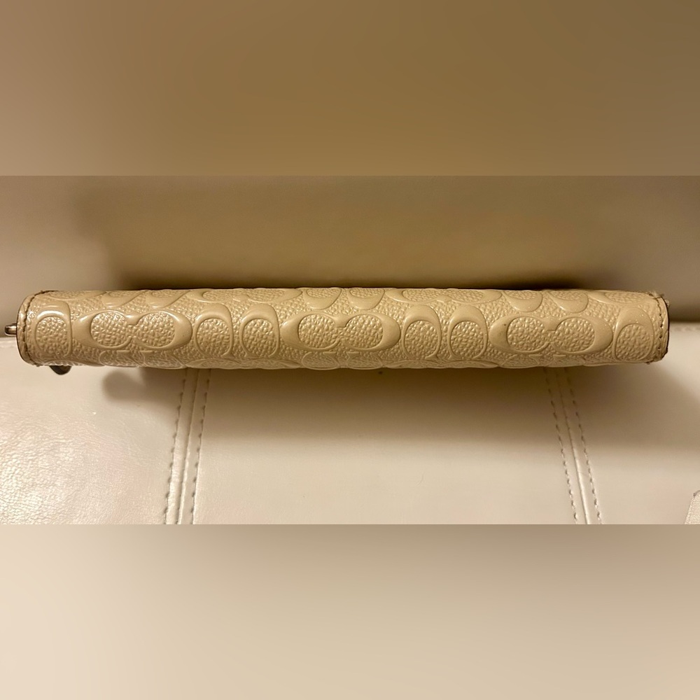 Coach Embossed Wallet - Picture 5 of 10